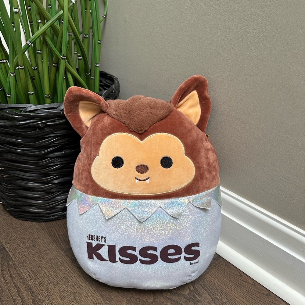 NWT Squishmallows Wade Werewolf Hershey's Kiss Squishmallow Halloween Toy Plush